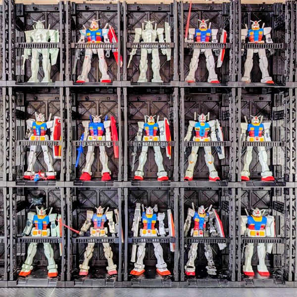 Plastic Zoo – Hangar apilable para Gundam 1/144