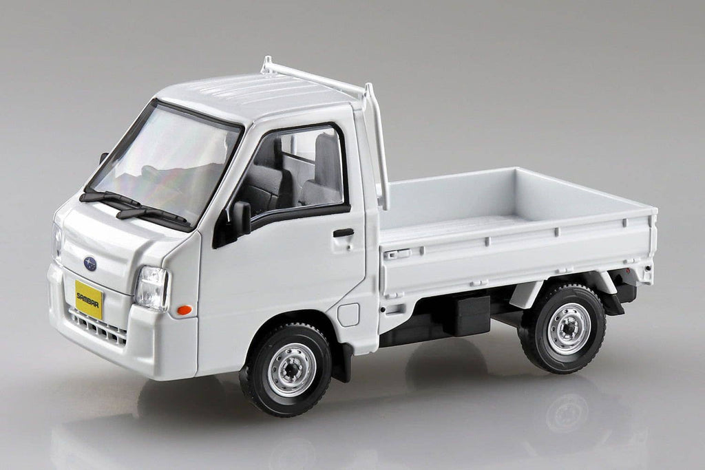 Aoshima 1/32 Subaru Sambar Truck (Frost White)