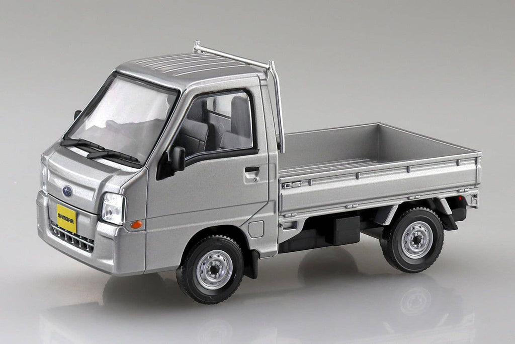 Aoshima 1/32 Subaru Sambar Truck (Sterling Silver Metallic)