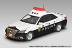Aoshima 1/32 Toyota Crown Patrol Car Armable