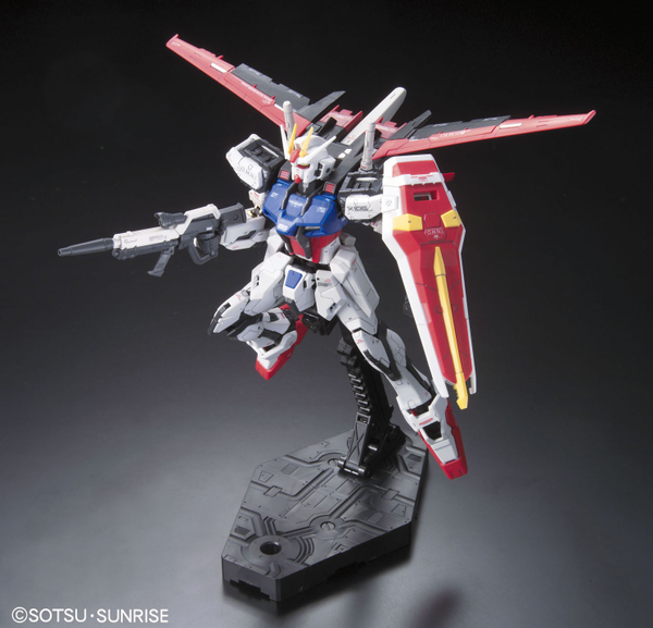1/144 RG GAT-X105 Aile Strike Gundam (Gundam Seed)